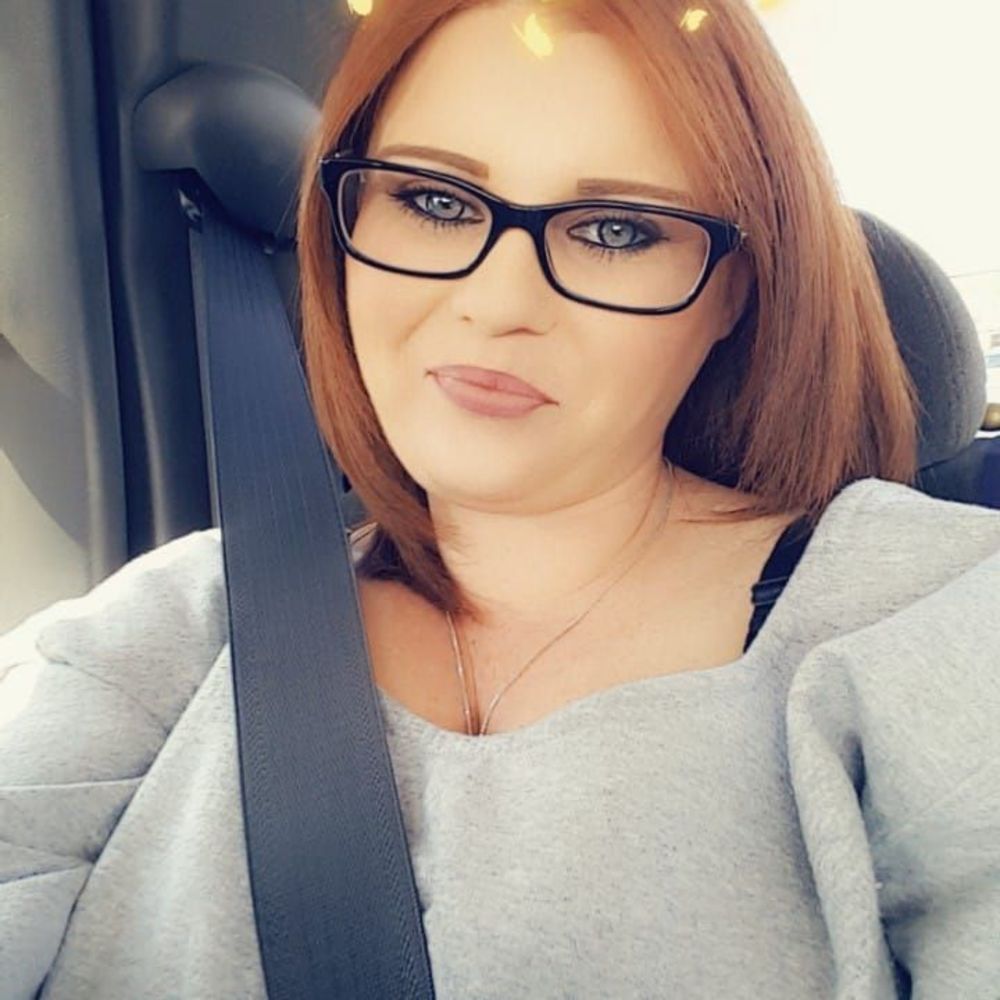 Meet your Posher, Courtney